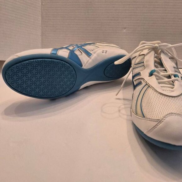 ASICS Gel Rhythmic Zumba Shoes White/Maui Blue/Silver: 9.5 - Worn once, excellen - Picture 4 of 6